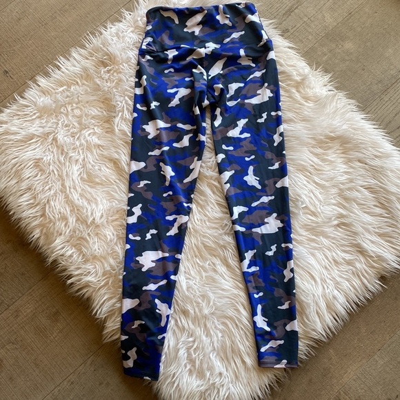 Onzie Midnight Blue High Rise Camouflage Hot Yoga Leggings Size S/M EUC - Picture 13 of 16